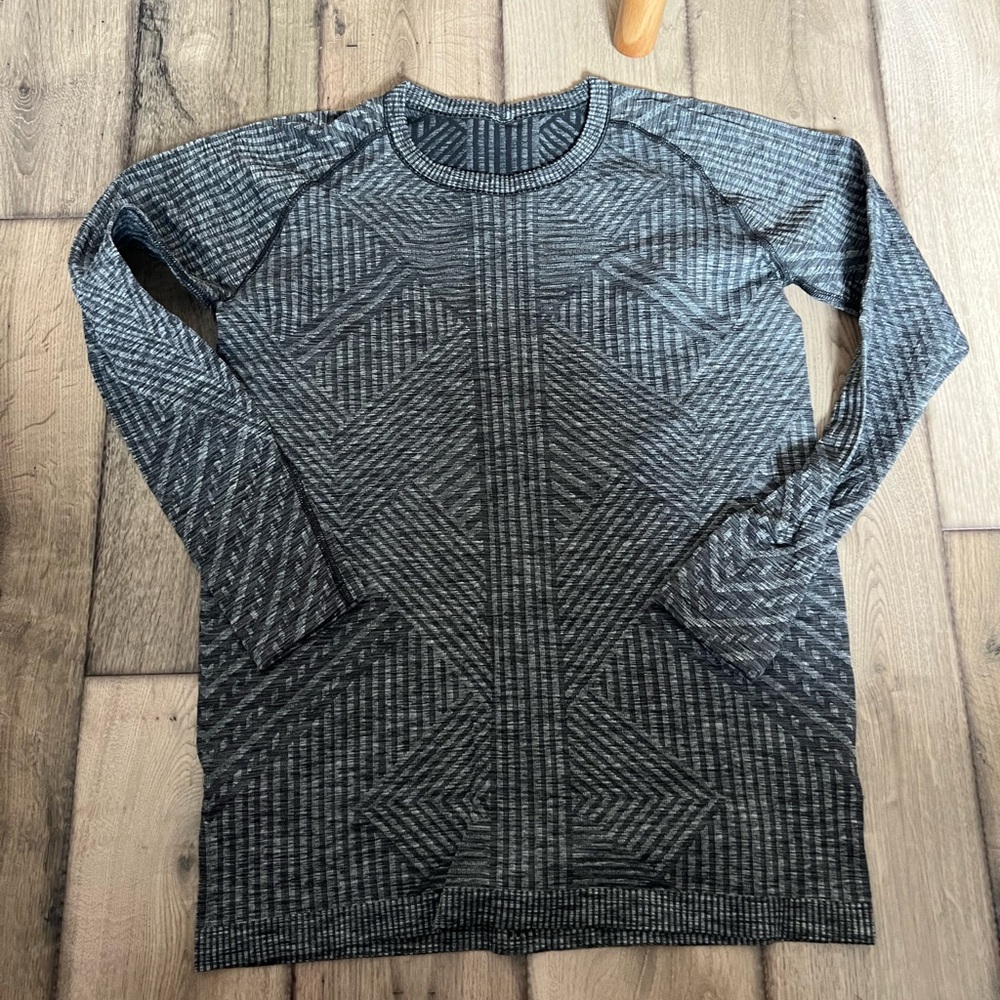 Lululemon Patterned Swiftly Long Sleeve